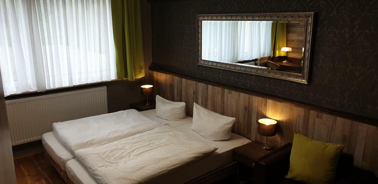 Hotel Am Rossberg Altenahr Eksteriør billede