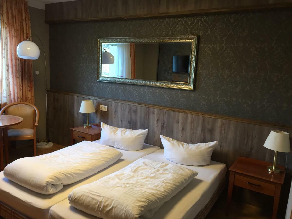 Hotel Am Rossberg Altenahr Eksteriør billede